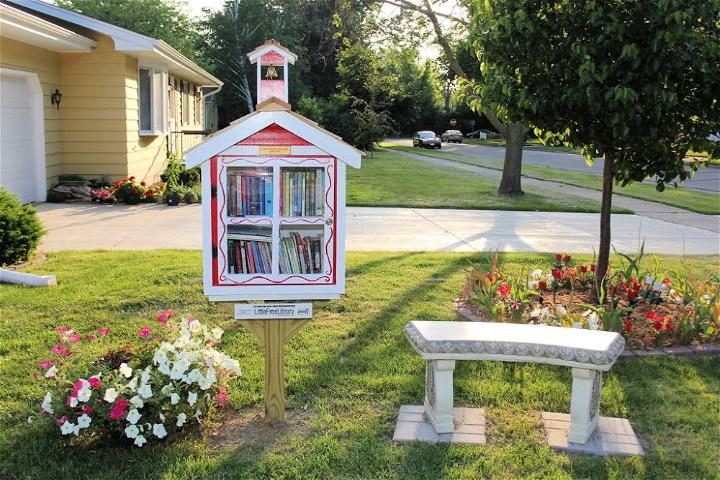 DIY Schoolhouse With Bench Little Library