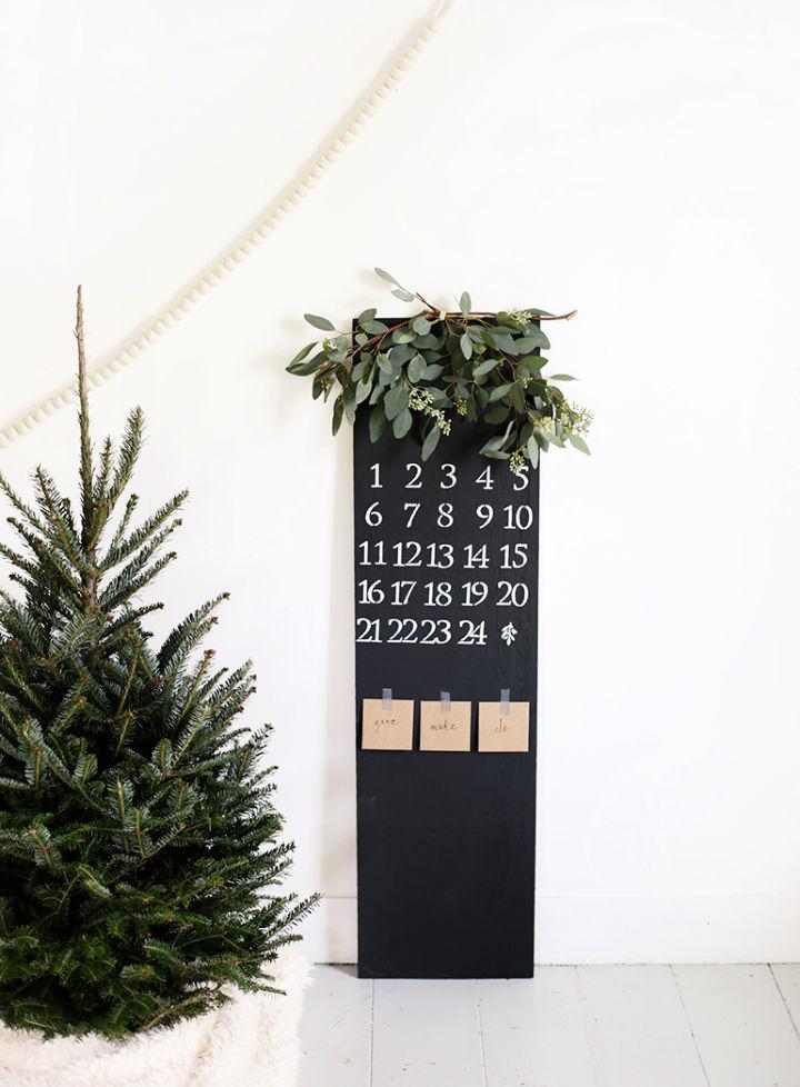 DIY Chalkboard Advent Calendar