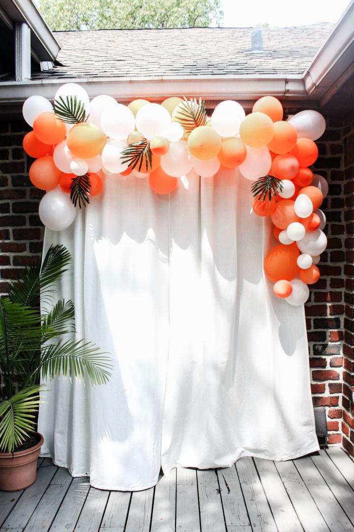 Quick and Easy DIY Balloon Arch