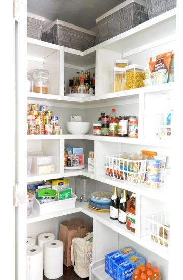 DIY Pantry Shelves (25 Cheap DIY Pantry Shelving Ideas)