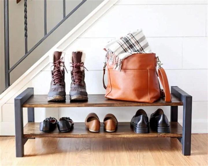 Easy Way to Make an Entryway Shoe Storage Rack