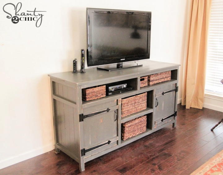 DIY Media Console – Free Plan