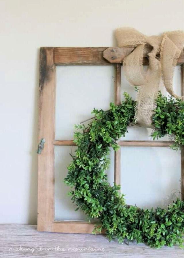 Unique DIY Farmhouse Boxwood Wreath