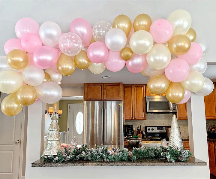 Easy to Make a Balloon Arch at Home
