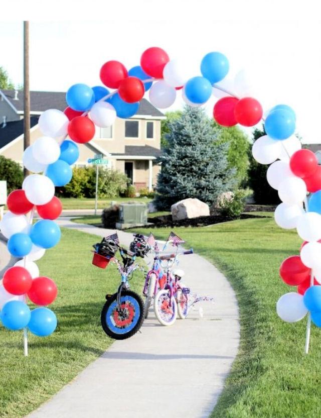 How to Make a Simple Balloon Arch