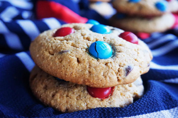 MM’s Oatmeal Chocolate Chip Cookies