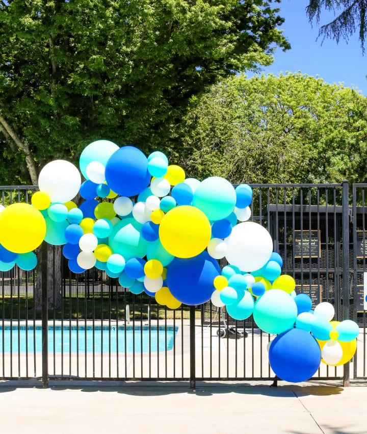 Make Your Own Balloon Arch