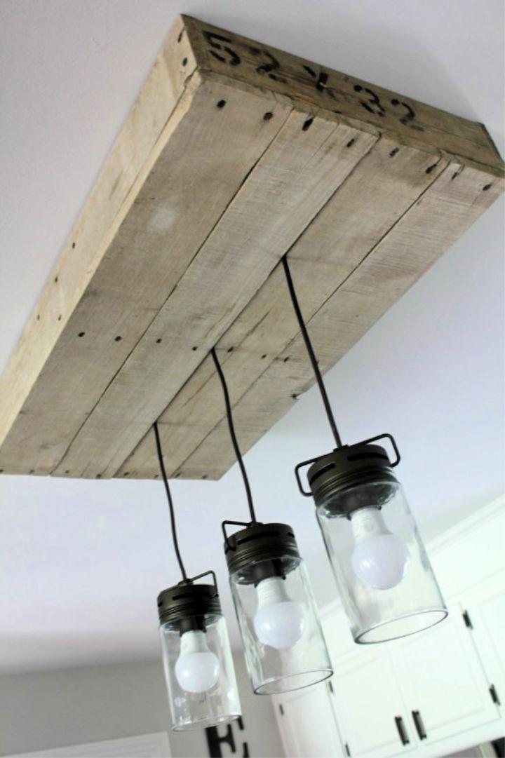 DIY Pallet Wood Light Box