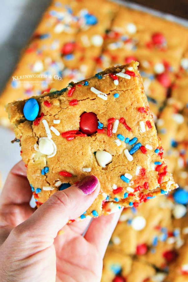 Patriotic MM’s Cookie Bars