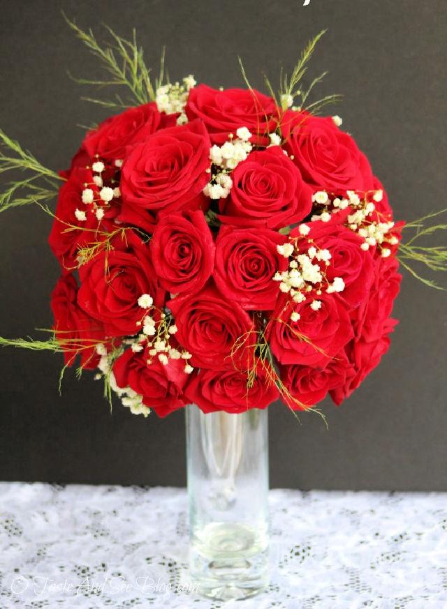 Pretty DIY Rose Bridal Bouquet