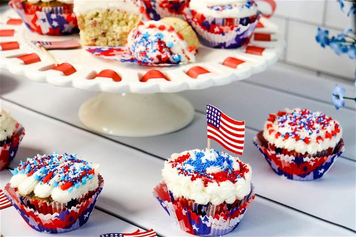 Red White and Blue 4th Of July Cupcakes