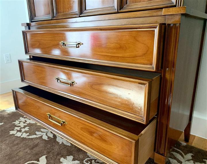 Top Expert Tips for Applying Oil Finish to Furniture