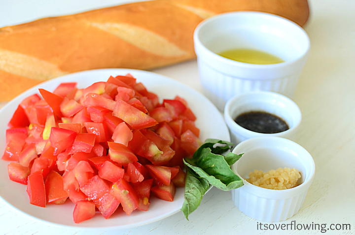 chopped tomatoes olive oil balsamic vinaigrette