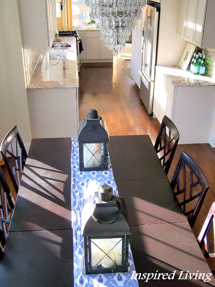 lanterns as dining room centerpiece