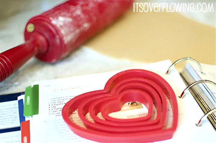 valentine's day cookie mold