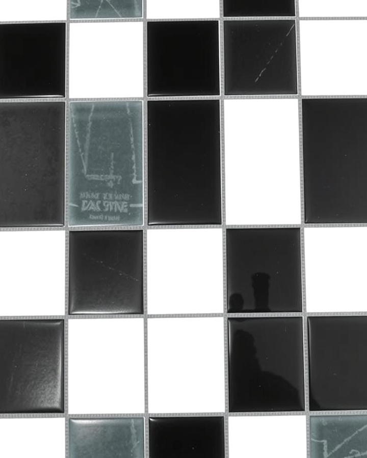 Black and White Contrast Tiles