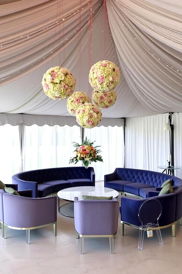 Glamorous Seating Arrangements - 30 Glamorous Wedding Ideas