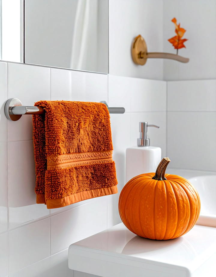 Powder Room Hand Towel - 50 minimalist fall decor ideas