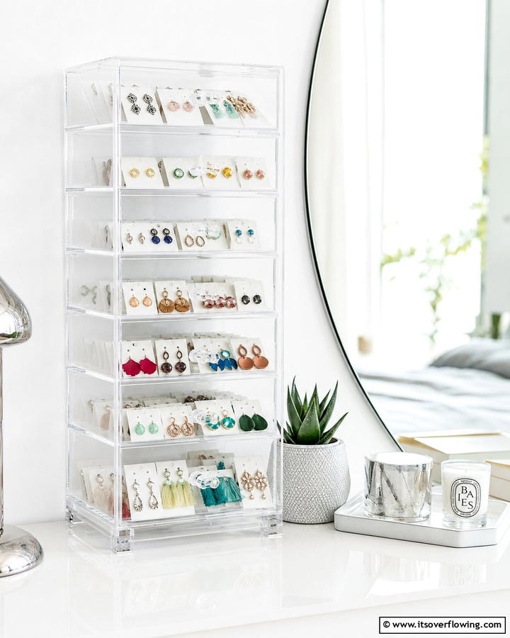 Acrylic Jewelry Box - 20 Earring Storage Ideas to Keep Your Jewelry Organized