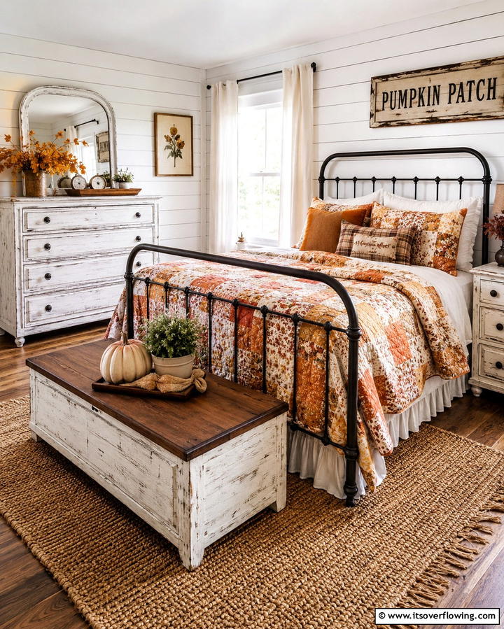 Antique Farmhouse Charm - 30 Cozy Fall Bedroom Decor Tips for Autumnal Warmth & Style