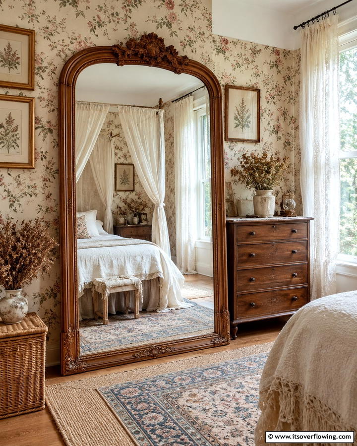 Antique MirrorsOne - 25 Cottagecore Bedroom Ideas- Cozy & Rustic Designs