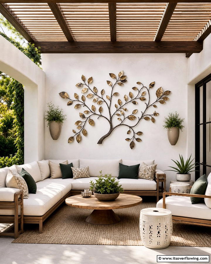 Artistic Wall Decor - 25 California Room Design Ideas for Indoor-Outdoor Living