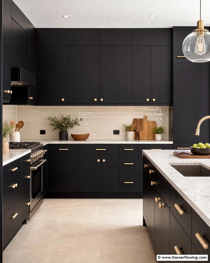 Black Cabinets with Beige Hardware - 20 Black and Beige Kitchen Ideas for a Timeless Look