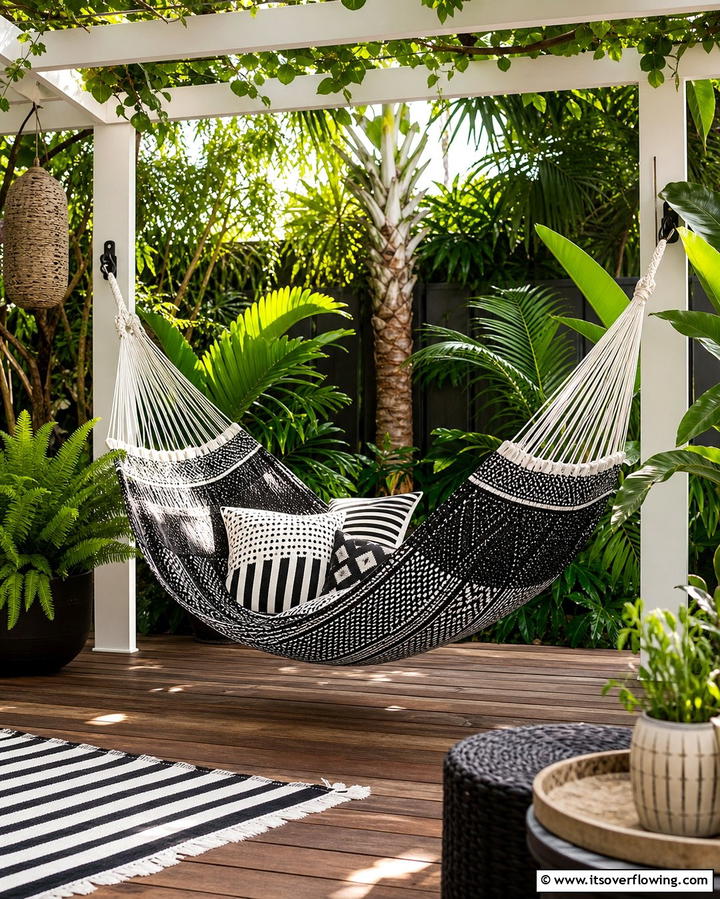 Black and White Hammocks - 25 Black and White Patio Ideas for a Timeless Look