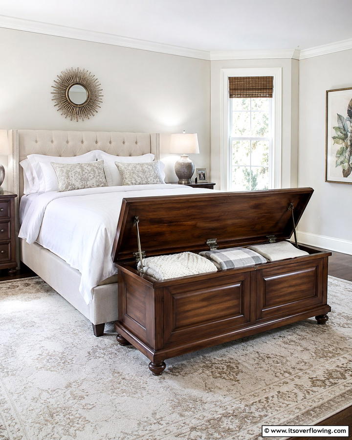 Blanket Chest - 25 Creative Blanket Storage Ideas for Cozy Homes