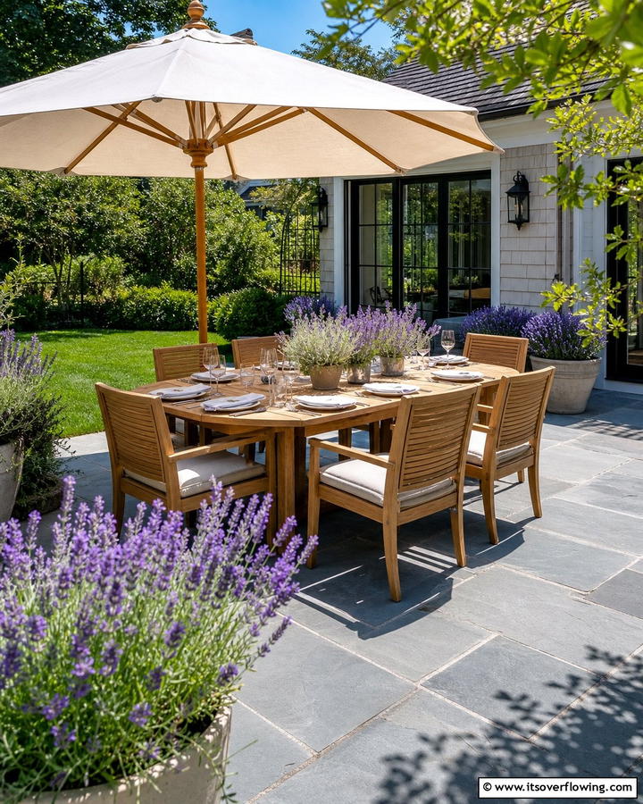 Bluestone Patio with Dining Area for Al Fresco Meals - 25 Beautiful Bluestone Patio Ideas for Outdoor Living