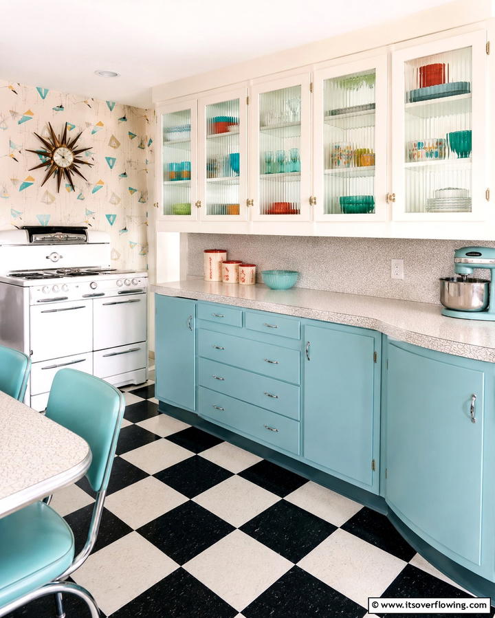 Bold Formica Tables - 25 1950s Kitchen Ideas for a Retro Home Makeover