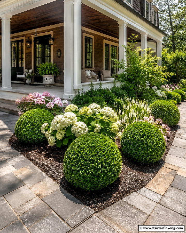 Boxwood as Corner Accents - 25 Elegant Front Yard Boxwood Design Ideas