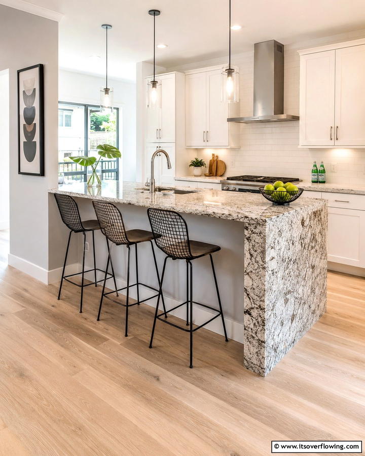 Breakfast Bar for Casual Dining - 25 Kitchen Diner Ideas for a Functional and Stylish Space