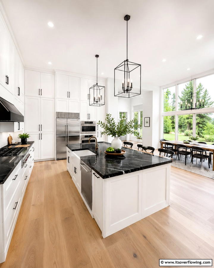 Bright and Spacious Ambiance - 25 Kitchen With White Cabinets and Black Countertops Ideas