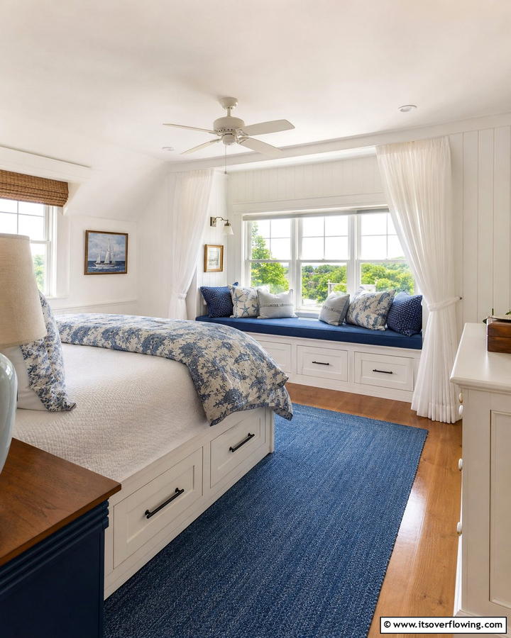 Built In Window Seats - 20 Charming Cape Cod Upstairs Bedroom Ideas