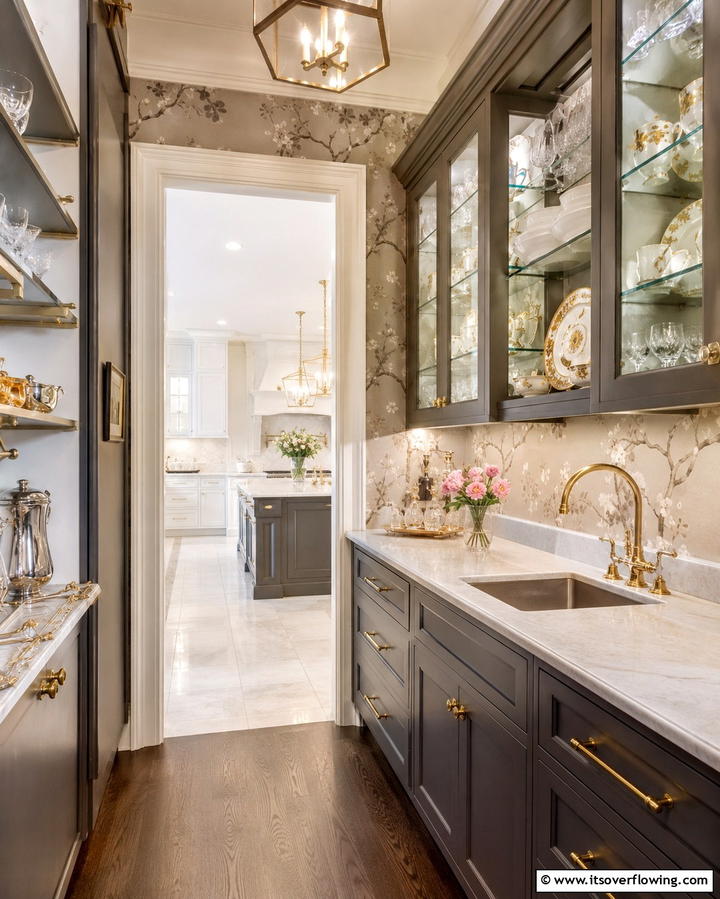 Butlers Pantry - 25 Dream Kitchen Ideas for Your Perfect Cooking Space