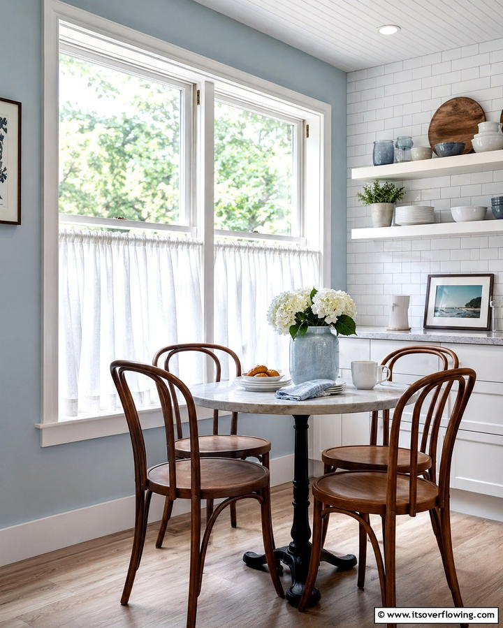 Cafe Curtains for Casual Chic - 25 Dining Room Window Treatments for Elegant Spaces