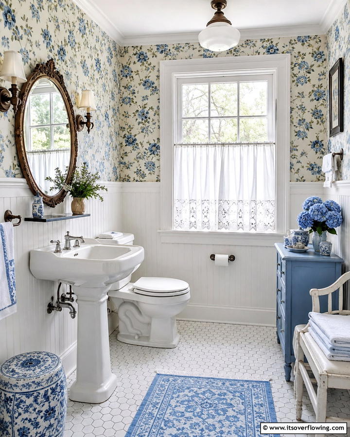Cafe Curtains for Vintage Charm - 25 Beautiful Bathroom Window Treatment Ideas for Privacy