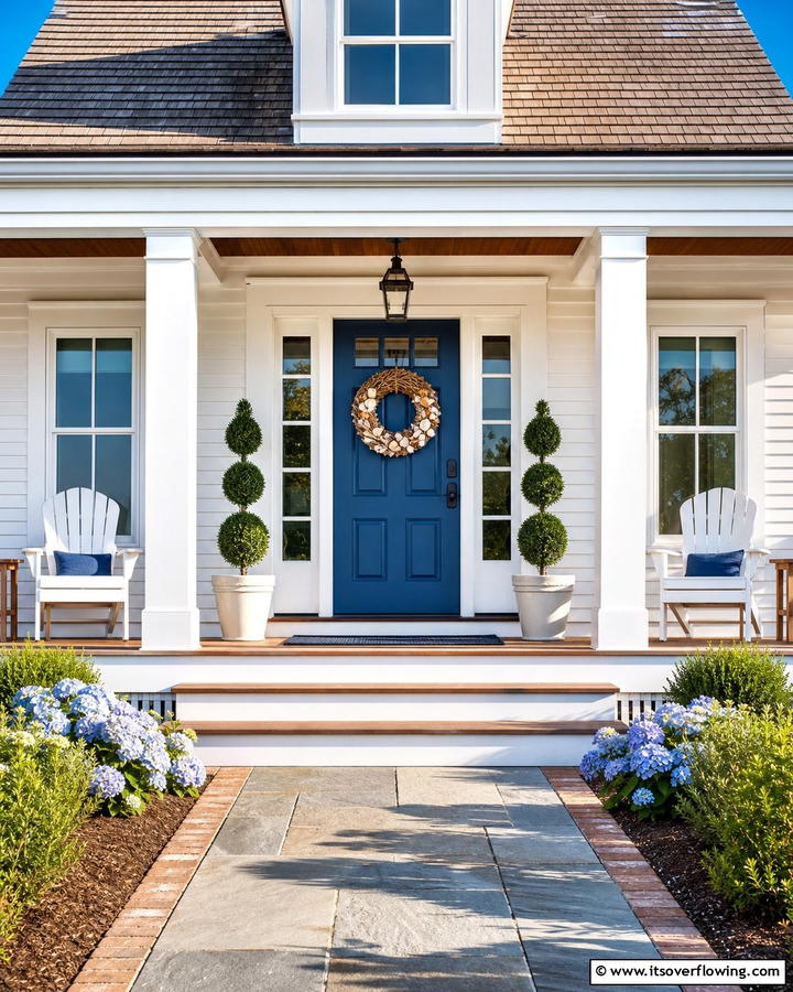 Cape Cod Blue Door Accent - 20 Small Cape Cod Front Porch Ideas for Charm