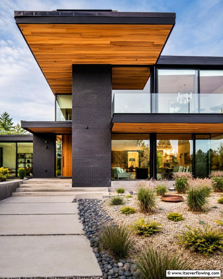 Cedar Roof Overhangs - 30 Modern Black Houses with Cedar Accents for Striker Exteriors