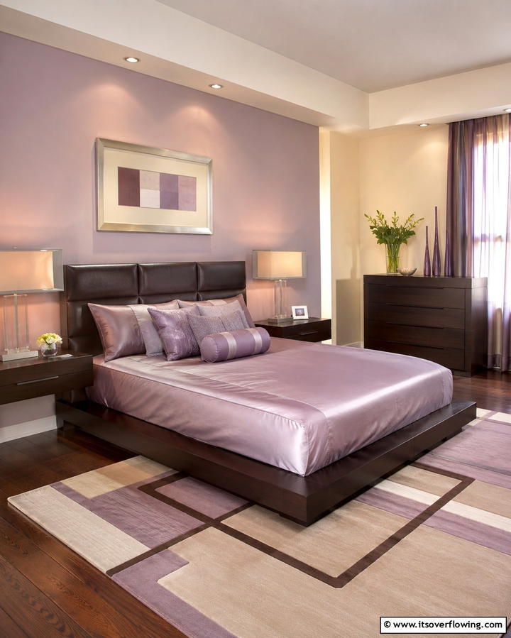 Chic Contemporary Bedroom - 30 2000s Room Ideas for Nostalgic Y2K Vibes