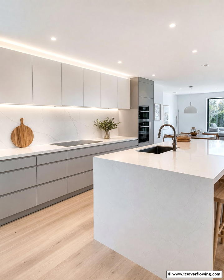 Clean Countertops - 21 Minimalist Kitchen Ideas for Clean & Functional Spaces