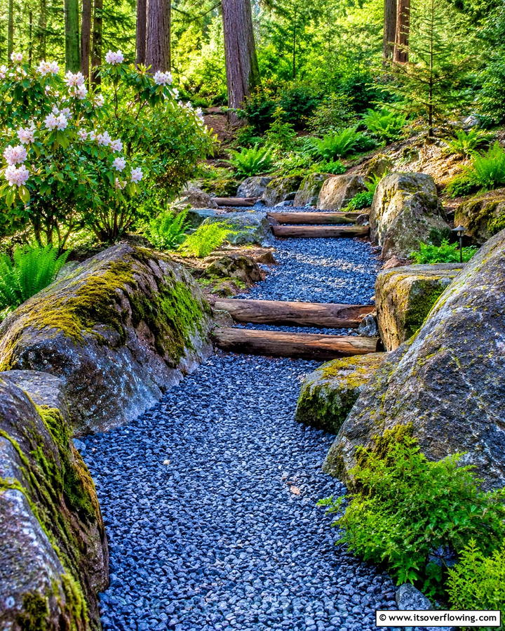 Crushed Stone Paths for a Natural Effect - 25 Paver Walkway Ideas to Enhance Your Outdoor Space