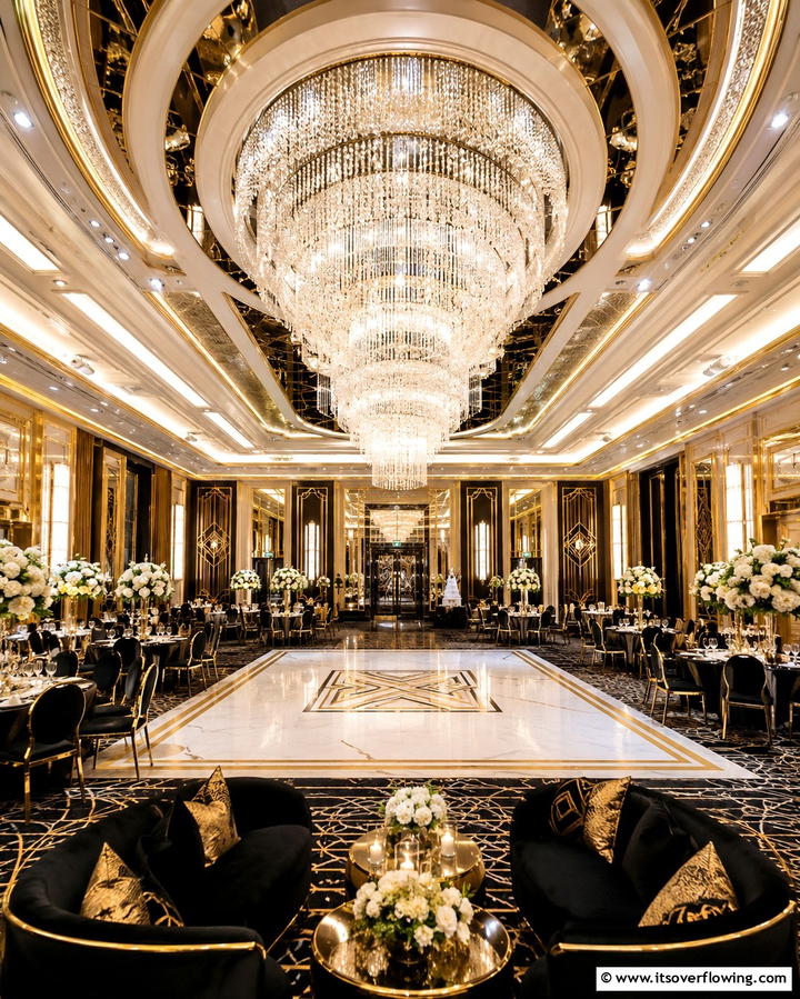 Crystal Chandeliers - 25 Art Deco Wedding Ideas for Glamorous Celebrations