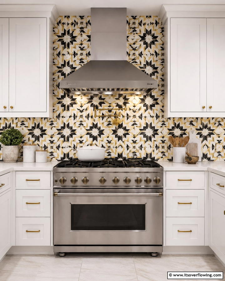 Customizable Modular Layouts - 30 Luxe Black, White, and Gold Kitchen Ideas for Elegant Spaces
