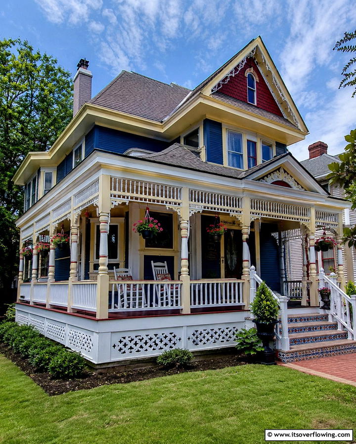 Decorative Porch Skirting - 20 Charming Victorian Porch Ideas for a Classic Look