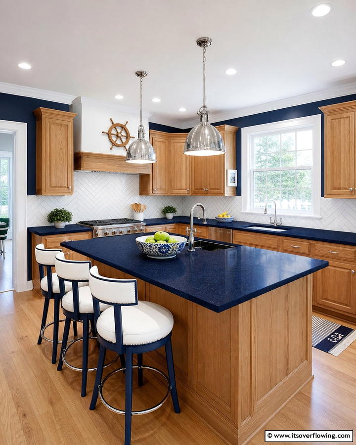 Deep Navy Appeal - 30 Countertop Colors That Harmonize With Oak Cabinets
