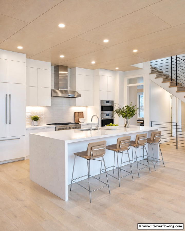 Dynamic Contrast with Plywood and Recessed Lighting - 25 Plywood Ceiling Ideas for a Rustic Look