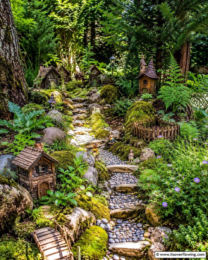 Enchanting Woodland Retreat - 20 Large Fairy Garden Ideas for a Magical Outdoor Space