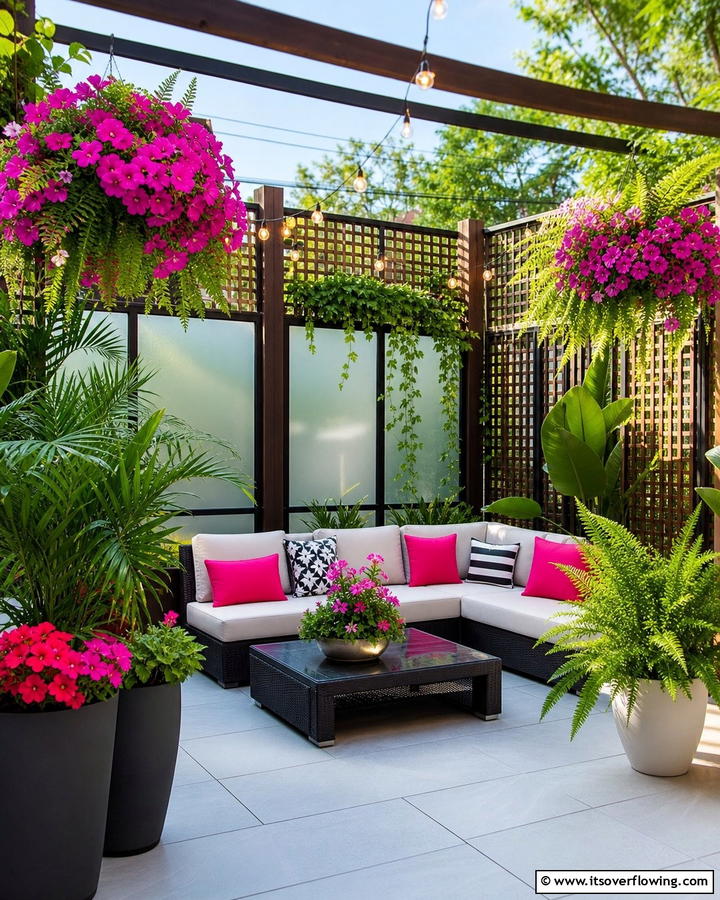 Enclosed Patio Garden - 20 Enclosed Garden Ideas to Enhance Your Outdoor Space